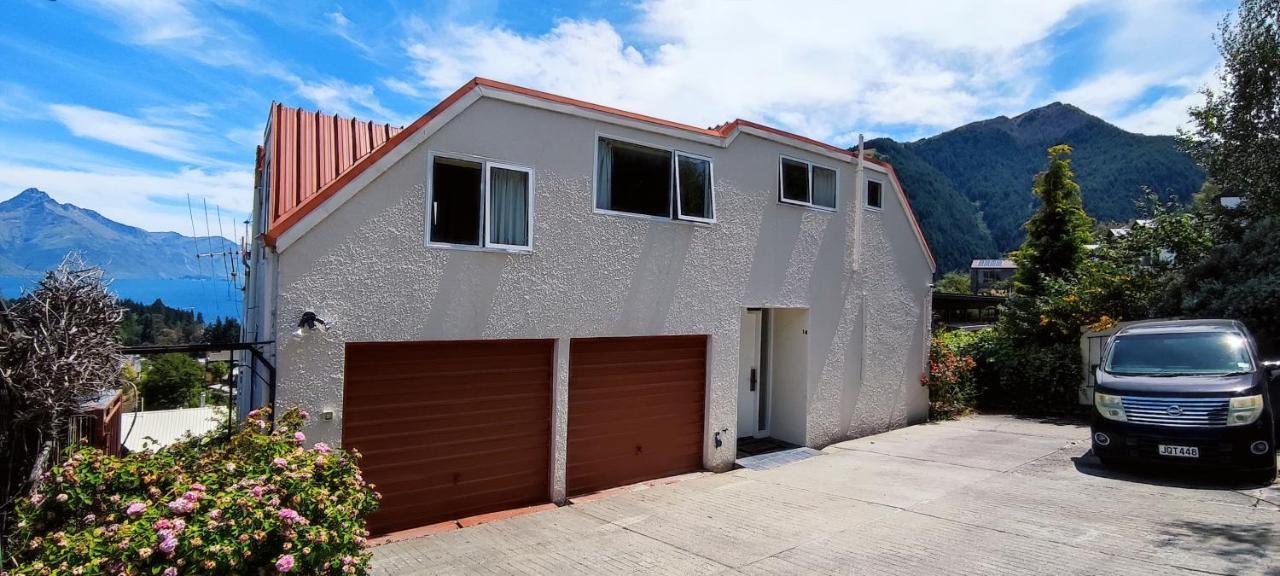 Spacious Home With Awesome Lake Views Queenstown Luaran gambar